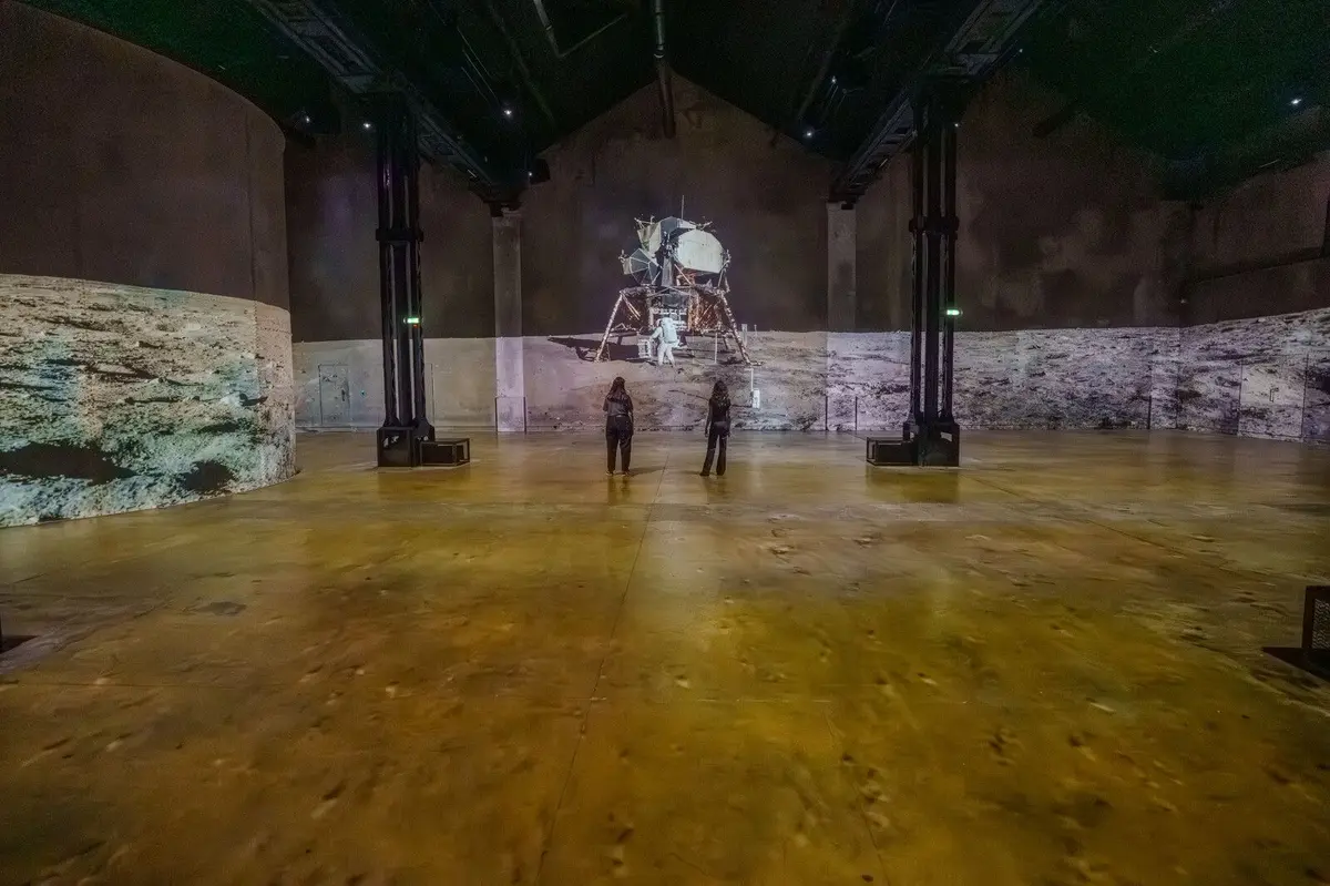 Une immersion sur la Lune !