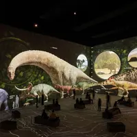 Un ordre de grandeur entre l'homme et les dinosaures &copy; Justin Sutcliffe