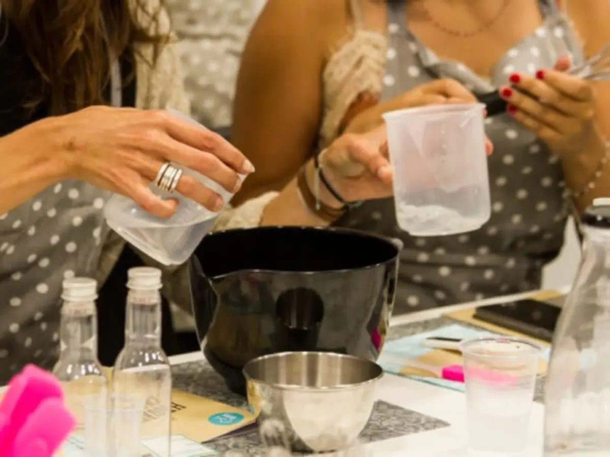 Atelier DIY produits d'entretien Bio à Toulouse (31)