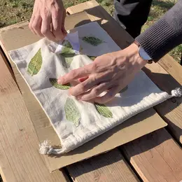 Atelier enfant (6-10 ans) : Tataki zomé (empreintes végétales)