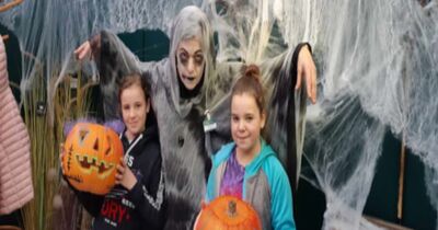 Atelier enfant citrouille Halloween chez Truffaut Mont&eacute;limar
