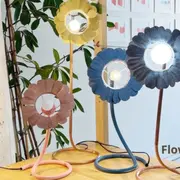 Atelier enfant création d'une lampe fleur à Paris 6ème