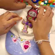 Atelier enfant Customisation d'une casquette à Paris 20ème