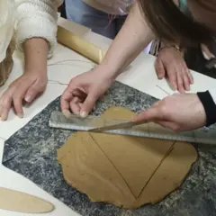 Atelier enfant modelage & sculpture argile proche de Bordeaux