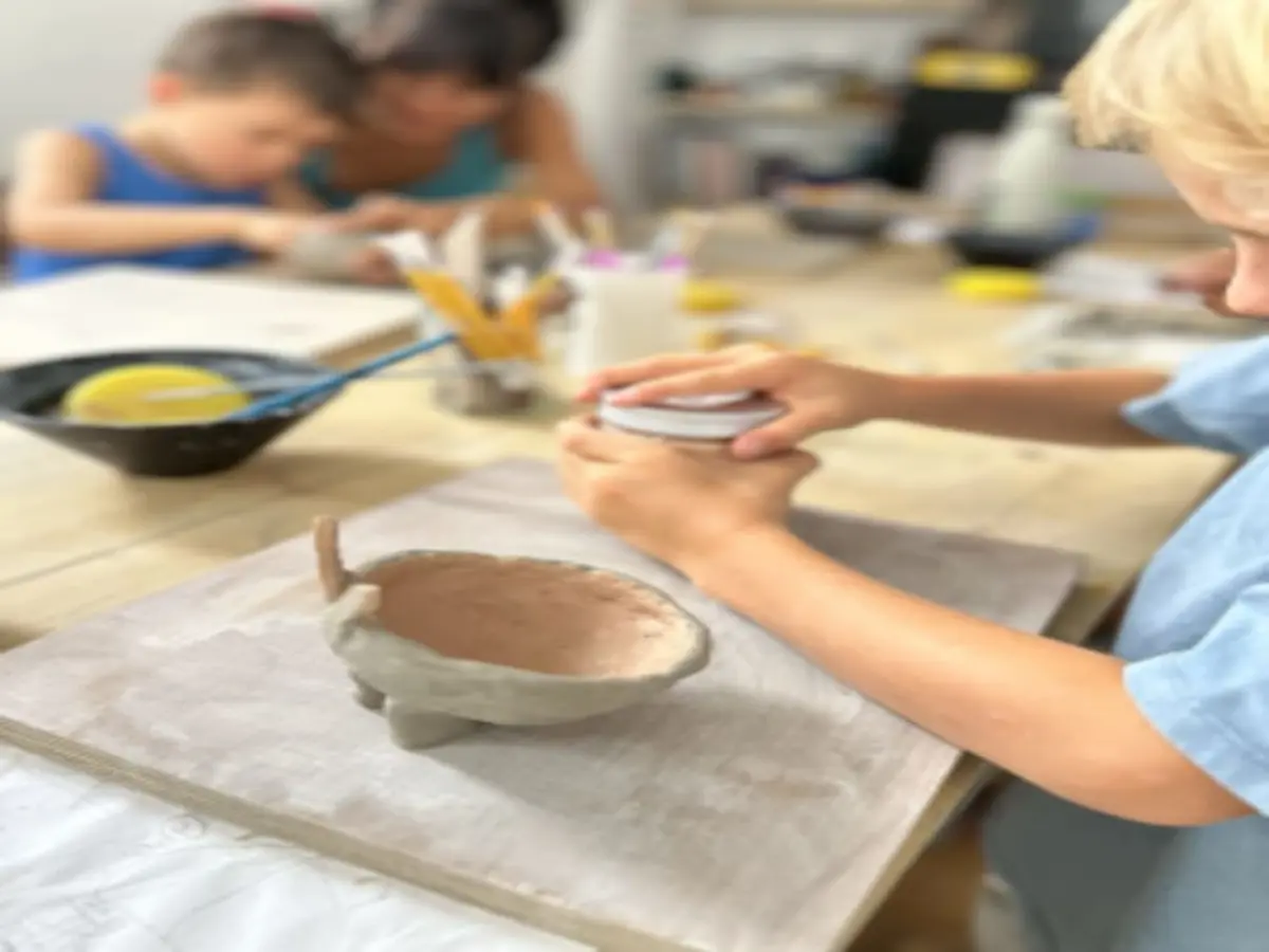 Atelier enfant modelage et tournage à Bordeaux (33)