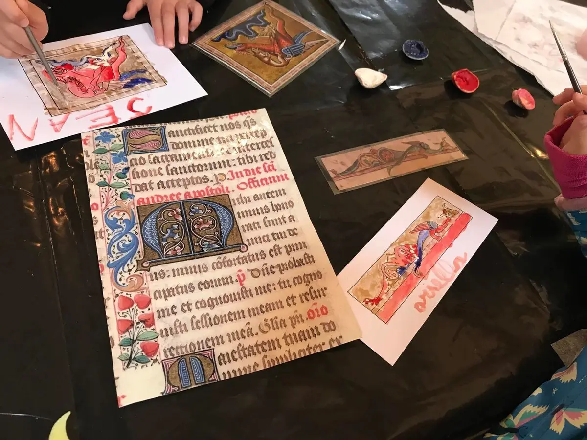 Atelier enluminure, au Château de Morlanne