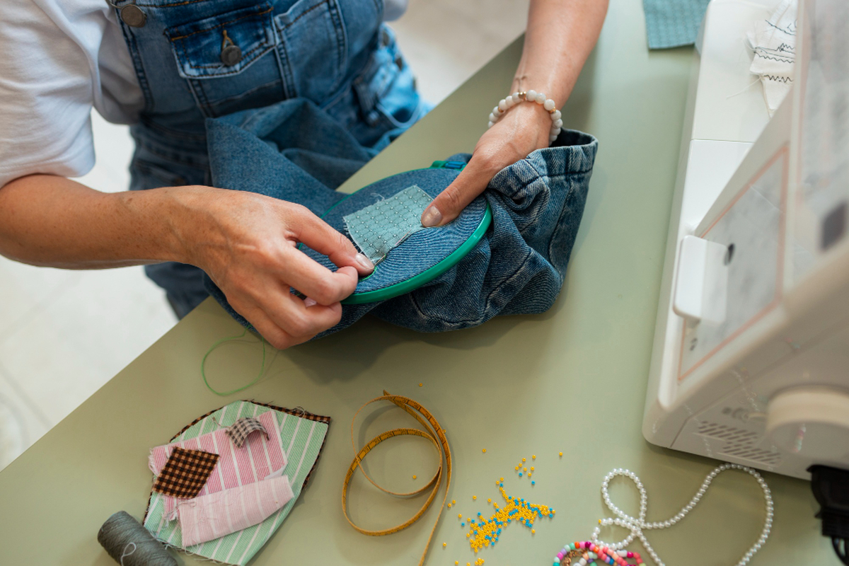 Atelier entretien de machine à coudre et gestes de base de la retouche