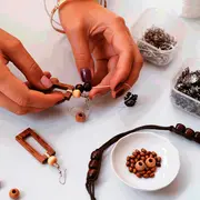 Atelier Fablab : Boucles d'oreilles en bois