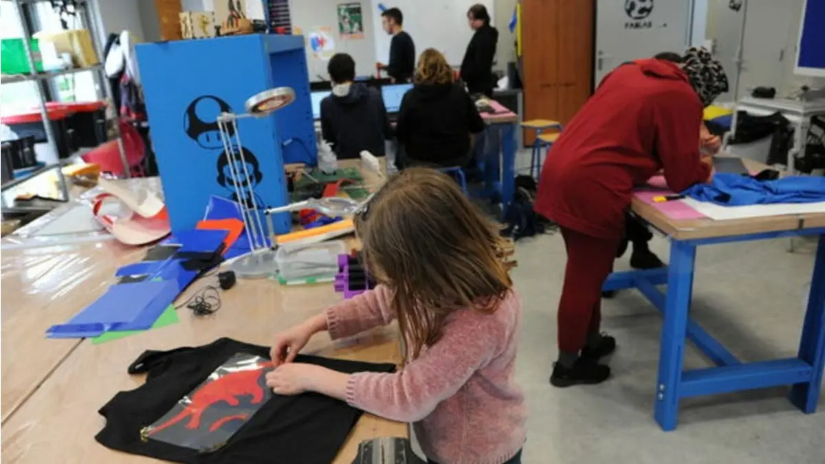 Atelier Fablab : Personnalise ton tee-shirt grâce au flocage textile