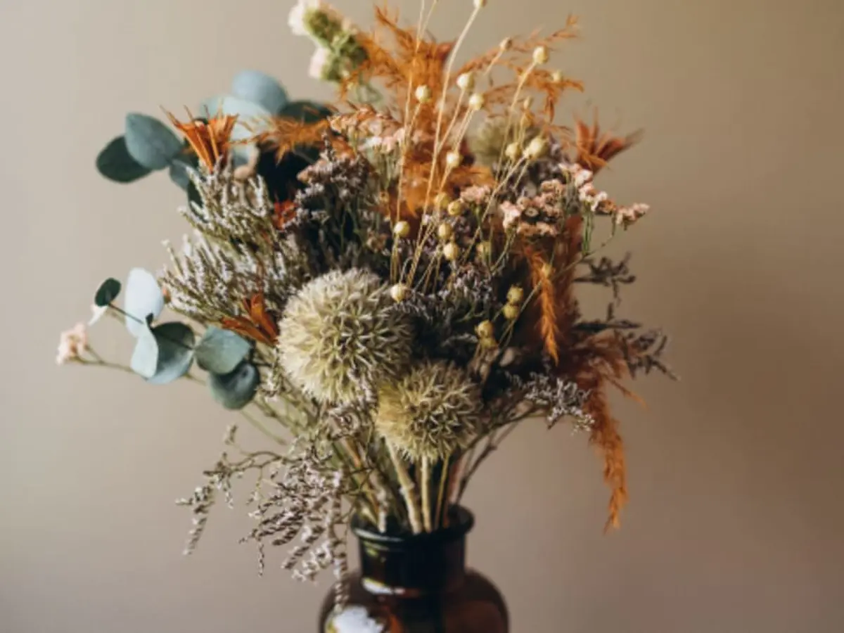 Atelier fabrication d'un bouquet de fleurs séchées à Quimper(29)