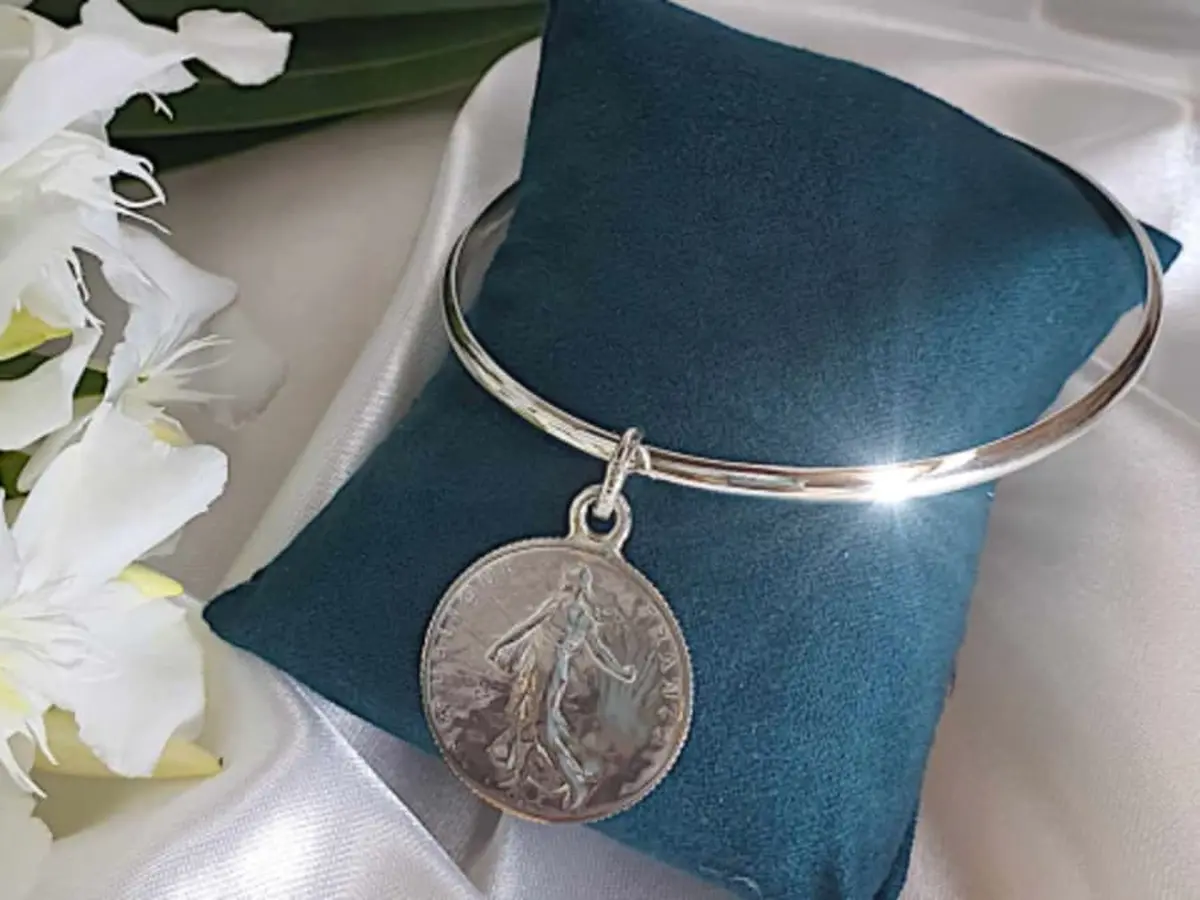 Atelier fabrication d'un bracelet jonc en argent à Toulouse (31)