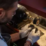 Atelier fabrication d'une bague en argent à Toulouse (31)