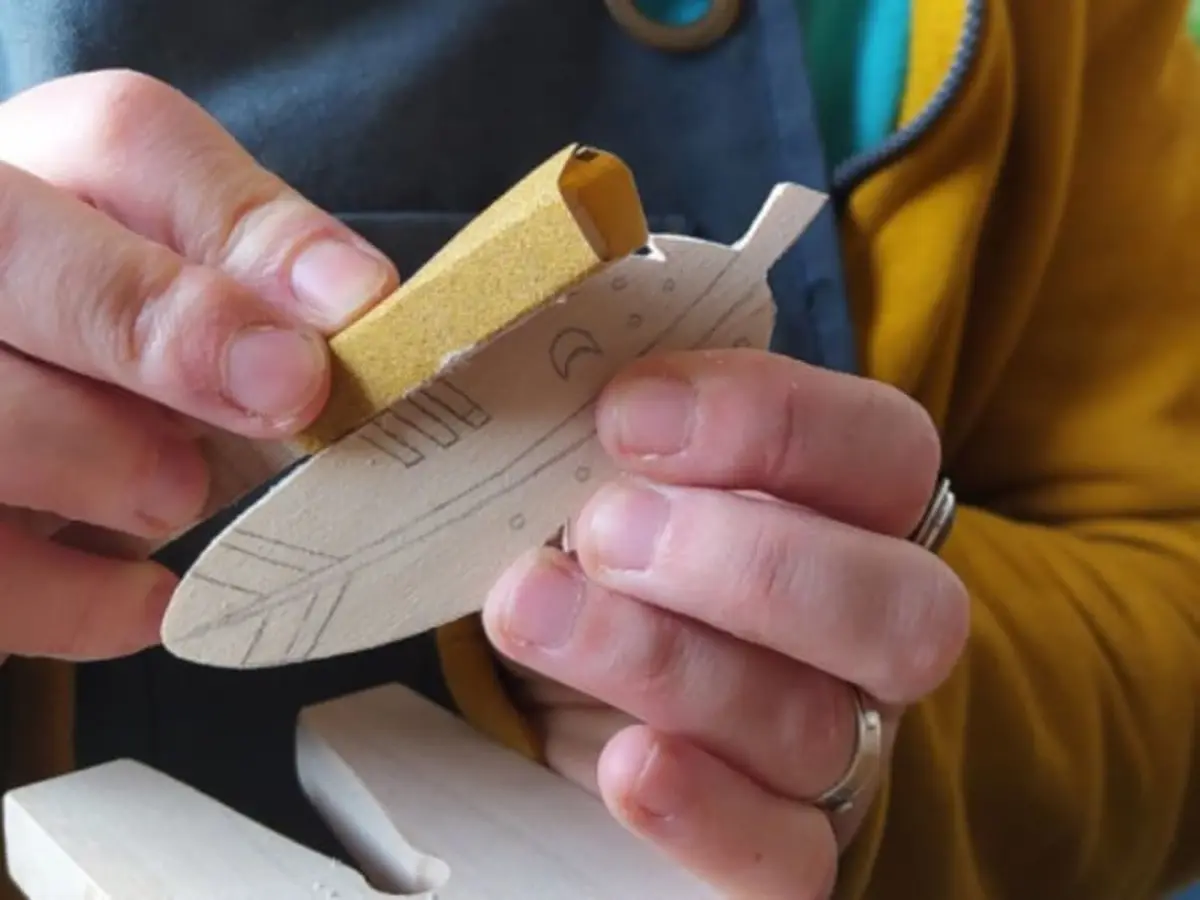 Atelier fabrication d'une plume en bois à Compiegne (60)