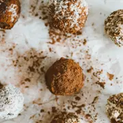 Atelier fabrication de truffes au chocolat à Paris 2ème