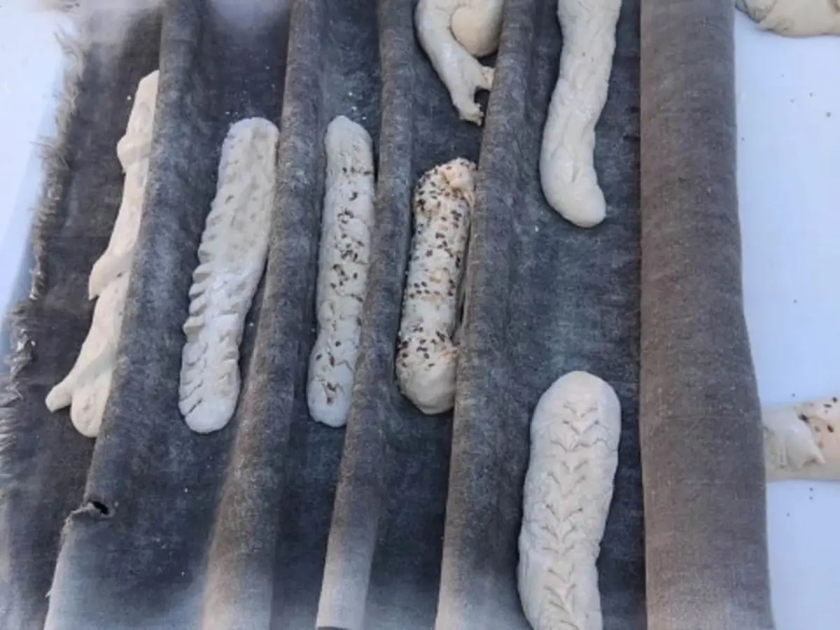 Atelier fabrication du pain à Conchez-de-Béarn (64)