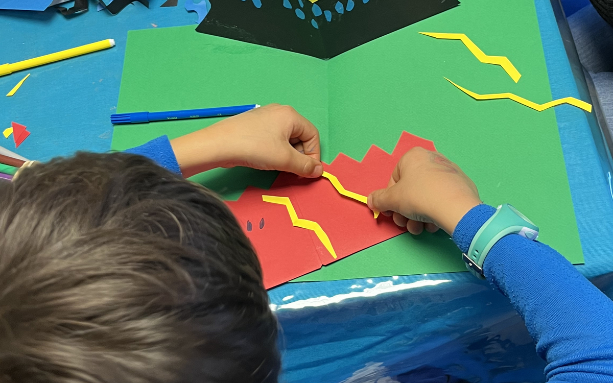 Atelier famille : A la découverte du pop-up avec Elena Selena