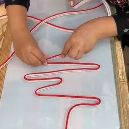 Atelier famille Créer ton néon