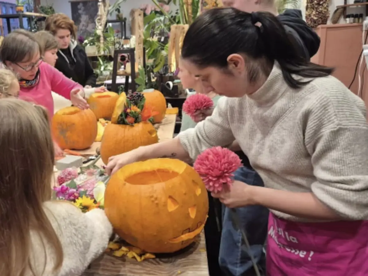 Atelier floral sur thématiques saisonniers à Famars (59)