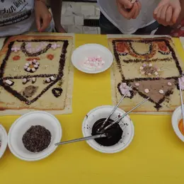 Atelier gâteau façade à Dierre : Vacances des enfants et des familles