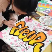 Atelier graffiti sur toile à Paris 14ème