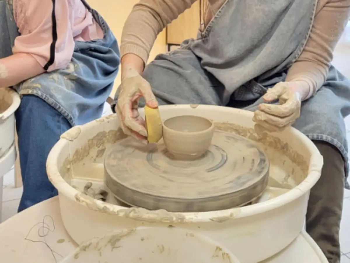 Atelier initiation au tournage en céramique à Libourne (33)