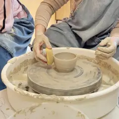 Atelier initiation au tournage en céramique à Libourne (33)