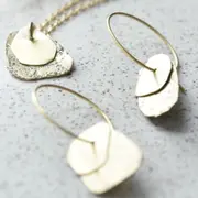 Atelier initiation : création d'un bijou martelé à Paris