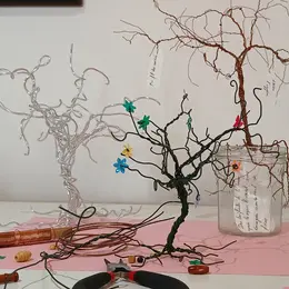 Atelier Jeunes au Musée Marzelles : Sculpter un arbre en fil de fer
