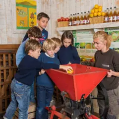 Atelier Jus de Pomme & Animaux à la Ferme de Gally de Saint-Cyr
