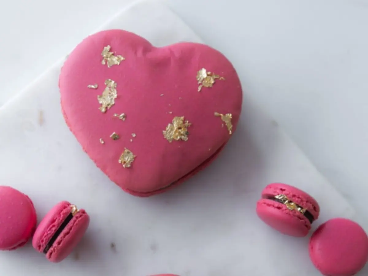 Atelier Macarons coeur sp&eacute;cial St Valentin &agrave; Paris 14&egrave;me