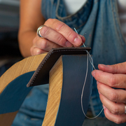 Atelier Maroquinerie - Bases de la maroquinerie (2) - Maison des Compagnons du Devoir de Pantin