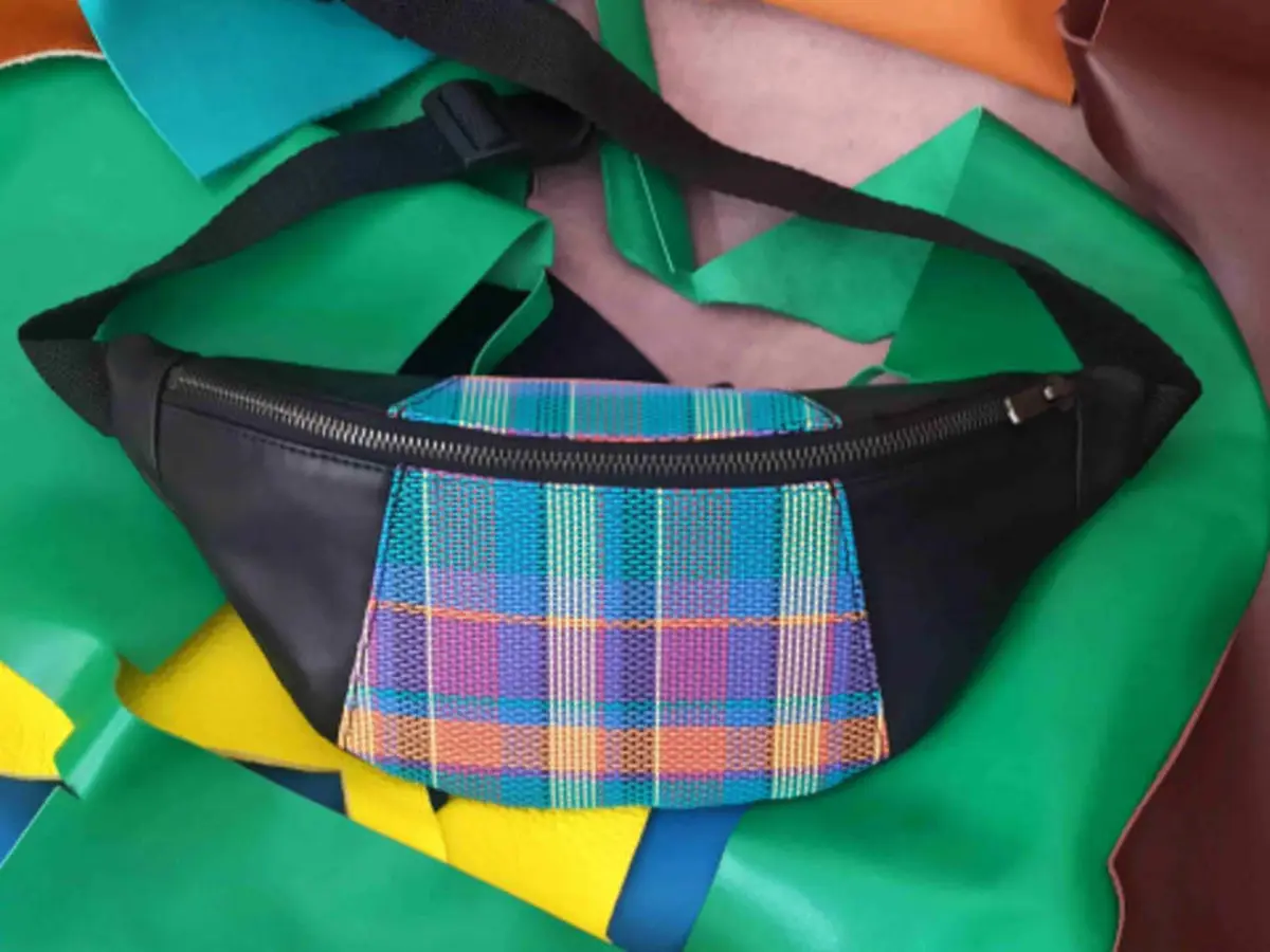 Atelier maroquinerie Sac banane à Marseille 1er