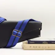 Atelier maroquinerie Sacoche Banane à Paris 19ème