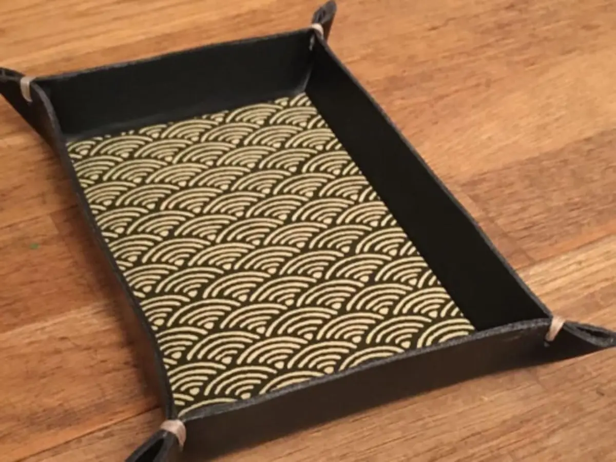 Atelier maroquinerie Vide-poche à Paris 4ème