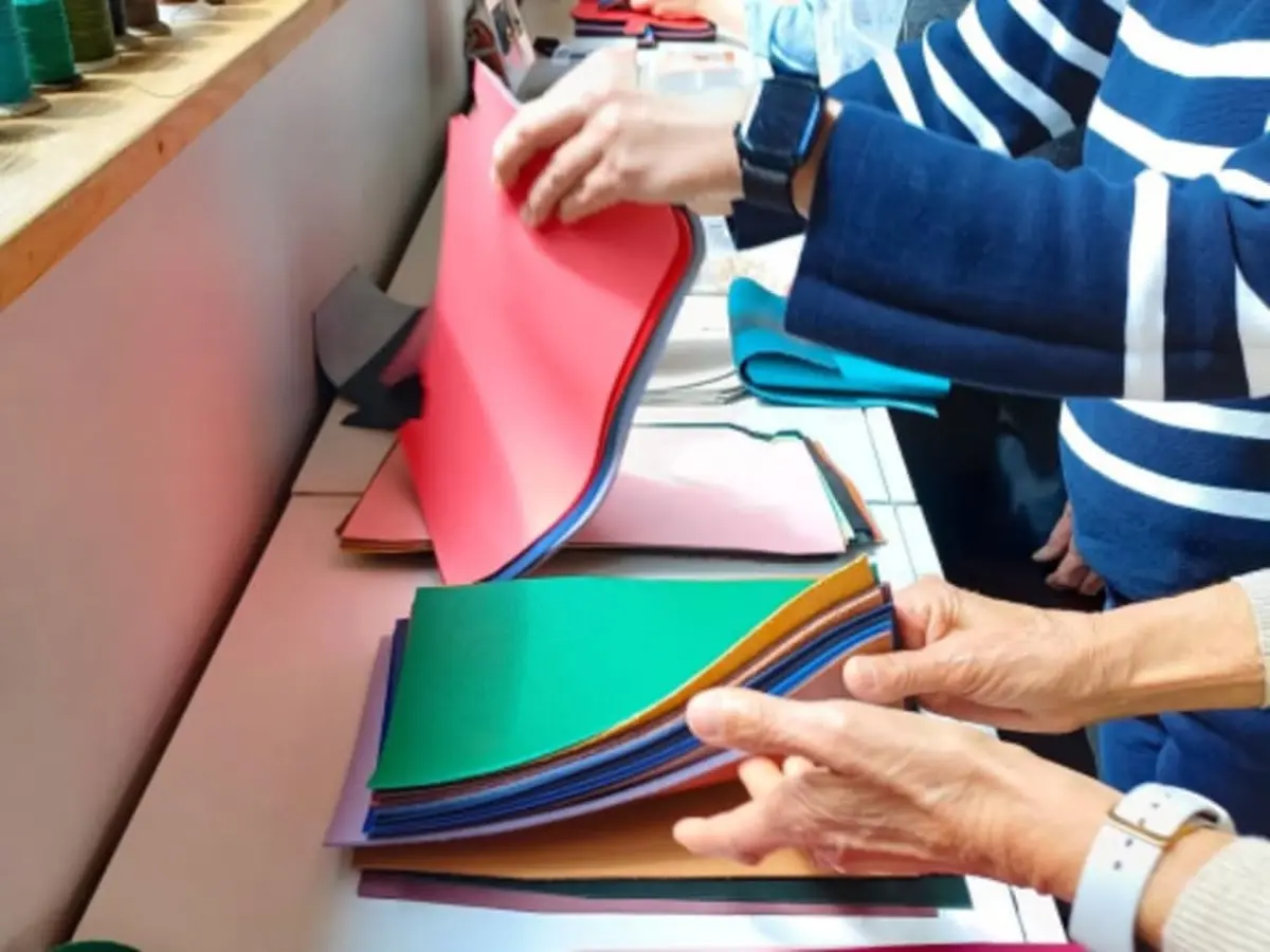 Atelier mini-sac en cuir à Annecy (74)