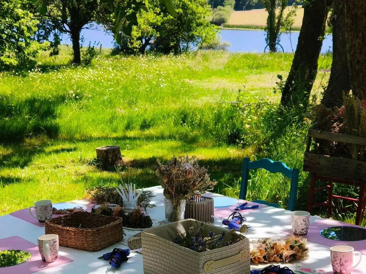 Atelier Miroir en fleurs séchées