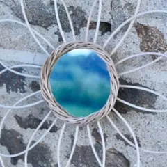 Atelier miroir en rotin à Panissières (42)
