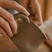 Atelier modelage céramique à Levallois-Perret (92)