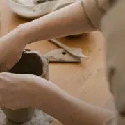 Atelier modelage céramique à Puteaux (92)