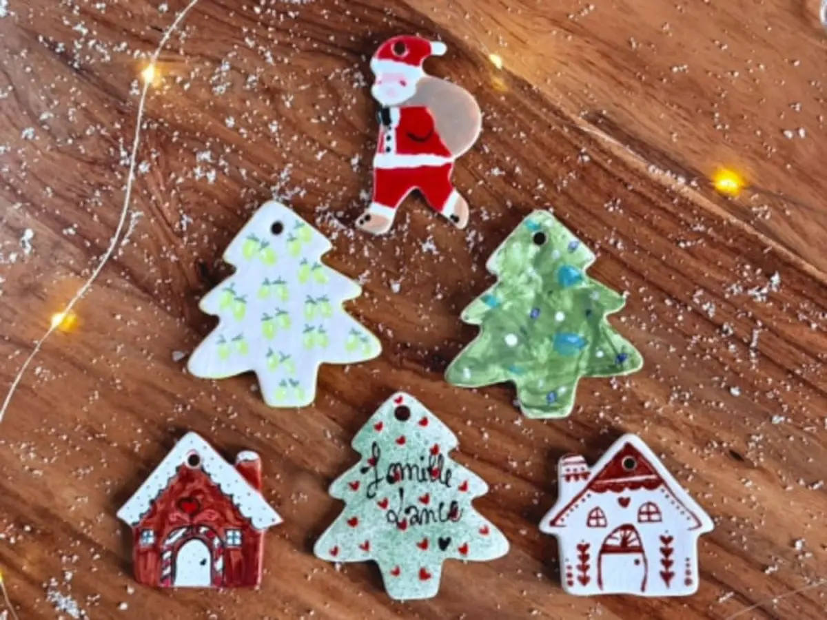 Atelier modelage de décorations de sapin de Noël à Aix-en-Provence (13)