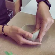 Atelier modelage duo de bols gigogne en céramique Paris 15ème