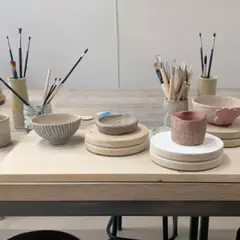Atelier modelage et peinture sur céramique à Paris 11ème