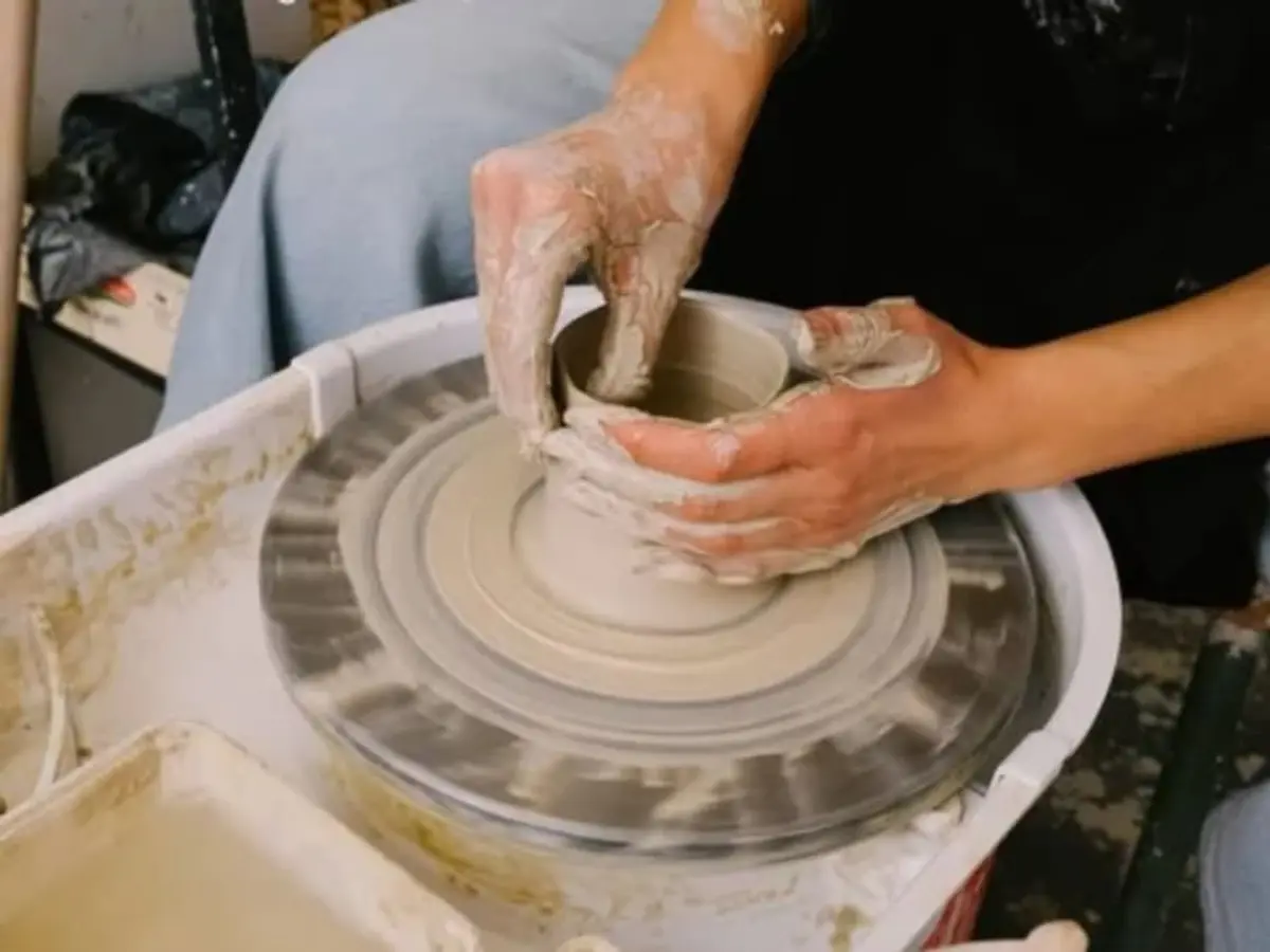 Atelier Modelage + peinture sur céramique à Toulouse (31)