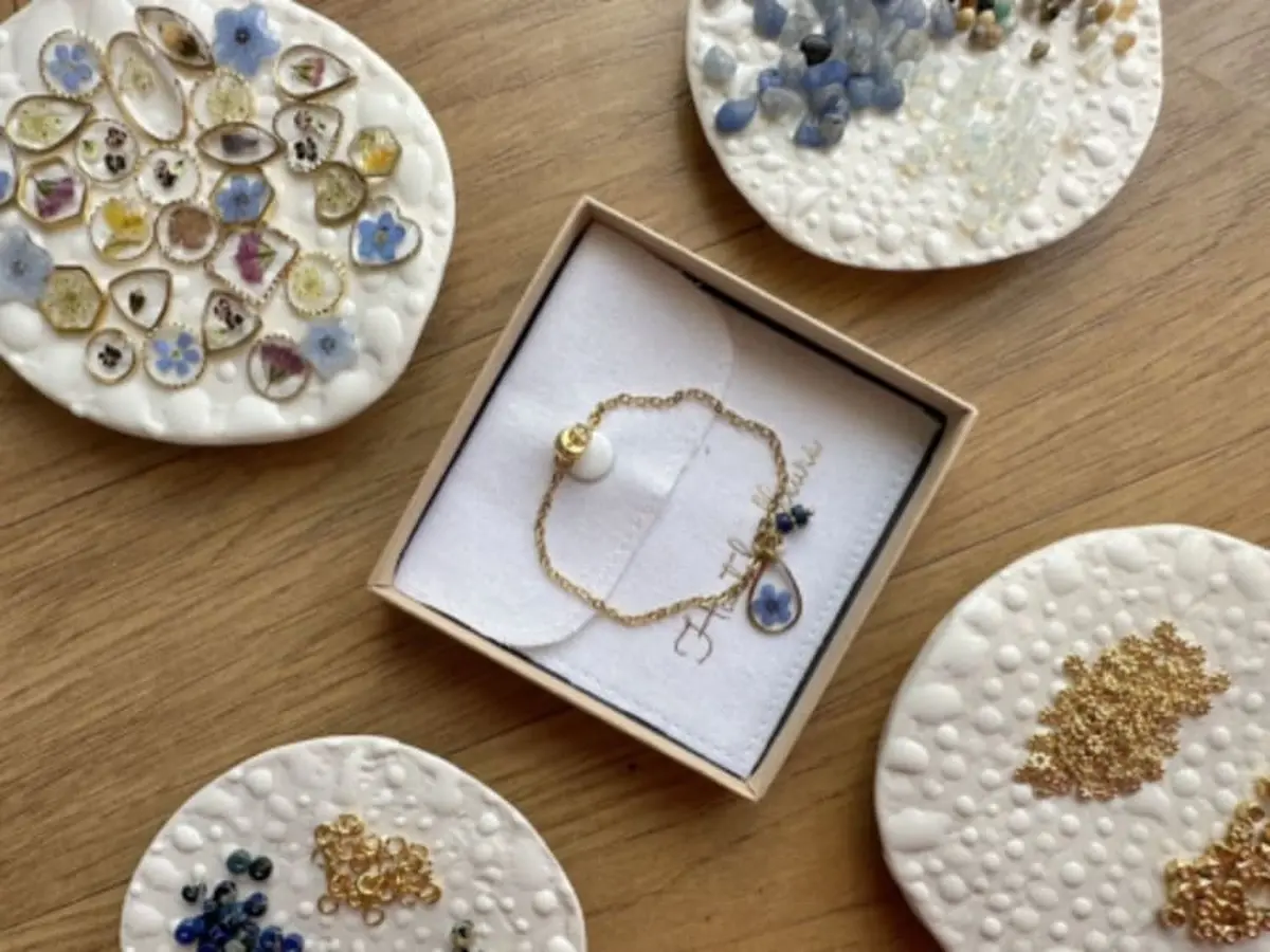 Atelier montage de bijoux à Templemars (59)