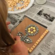 Atelier mosaïque romaine, au Musée gallo-romain