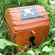 Atelier parent/enfant création d'un coffre au trésor