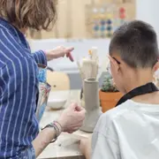 Atelier parent/enfant découverte du modelage à Clichy (92)