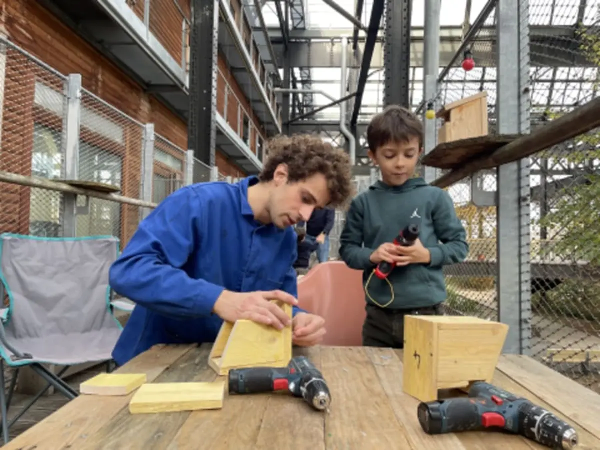 Atelier parent/enfant Le nichoir à oiseaux à Paris 18ème