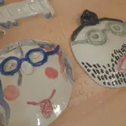 Atelier parent / enfant modelage céramique à Bordeaux (33)