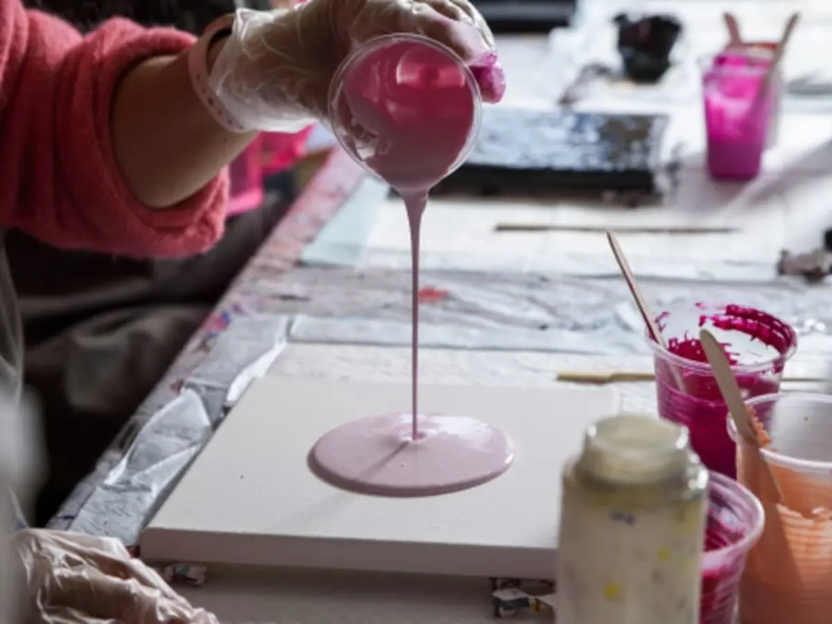 Atelier parent/enfant peinture fluide à Méry-sur-Oise (95)
